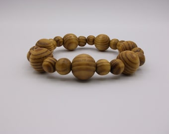 Bracelet de perles de pin