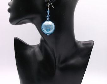 Boucles d’oreilles en verre bleu