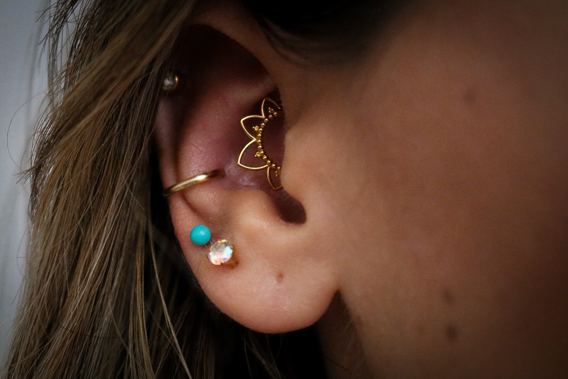 Fake Conch Piercing, 14k Gold Ear Cuff, Stacking Earring