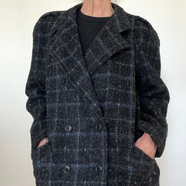 80s New York Girl overcoat USA ILGWU Union made black blue plaid doubled breasted puff shoulders vintage wool Women's true size 11 large M L