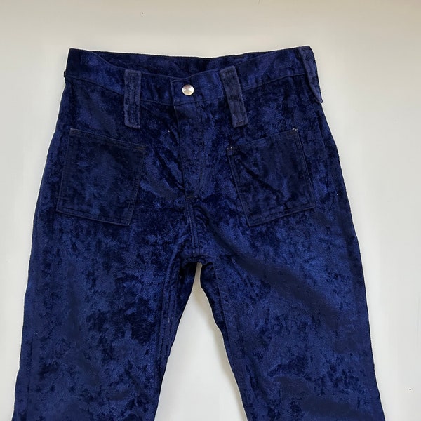 1960s crushed velvet Wrangler pants / Low rise hip-huger royal blue hippie festival / Size 25-26 girls large or junior XXS / XS