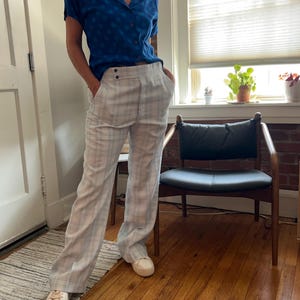 70s plaid Haggar trousers / Vintage blue white polyester high rise disco leisure menswear pants / Unisex 32 to 33 waist range