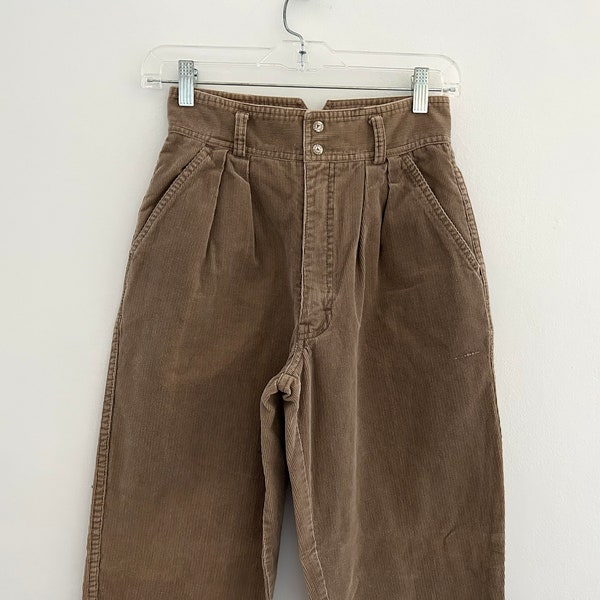 80s tan corduroy pants / high rise baggy pleated tapered / Vintage Shore Club / Women's size 25W or size 3/4 US XS Small