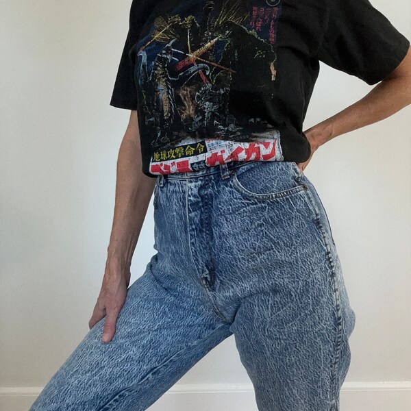 80s high rise stone wash jeans vintage Stefano cotton blue tapered mom women's size 29-30 HW or size 9 10 USA medium
