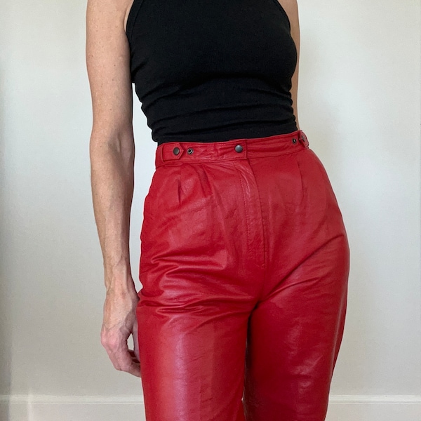 Vintage genuine leather red pleated front high waist 80s baggy trousers  / Marked 11/12 / Measure 28 / Best fit slouchy 26 27 4 5 USA Small