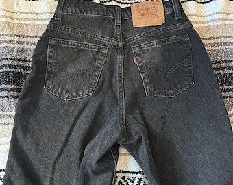 90s vintage Levis 551 USA made high waist 24 25 26 27 variable