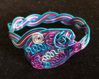 Wiggly Squiggly Bracelet