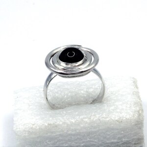 Black Onyx Sterling Silver Spiral Ring size 8 1/2 by SmithSilver