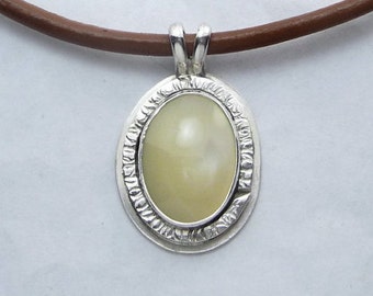 Mother 0f Pearl Sterling Silver Pendant Necklace by SmithSilver