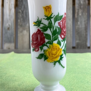Vintage Avon 4 oz Rose Cup