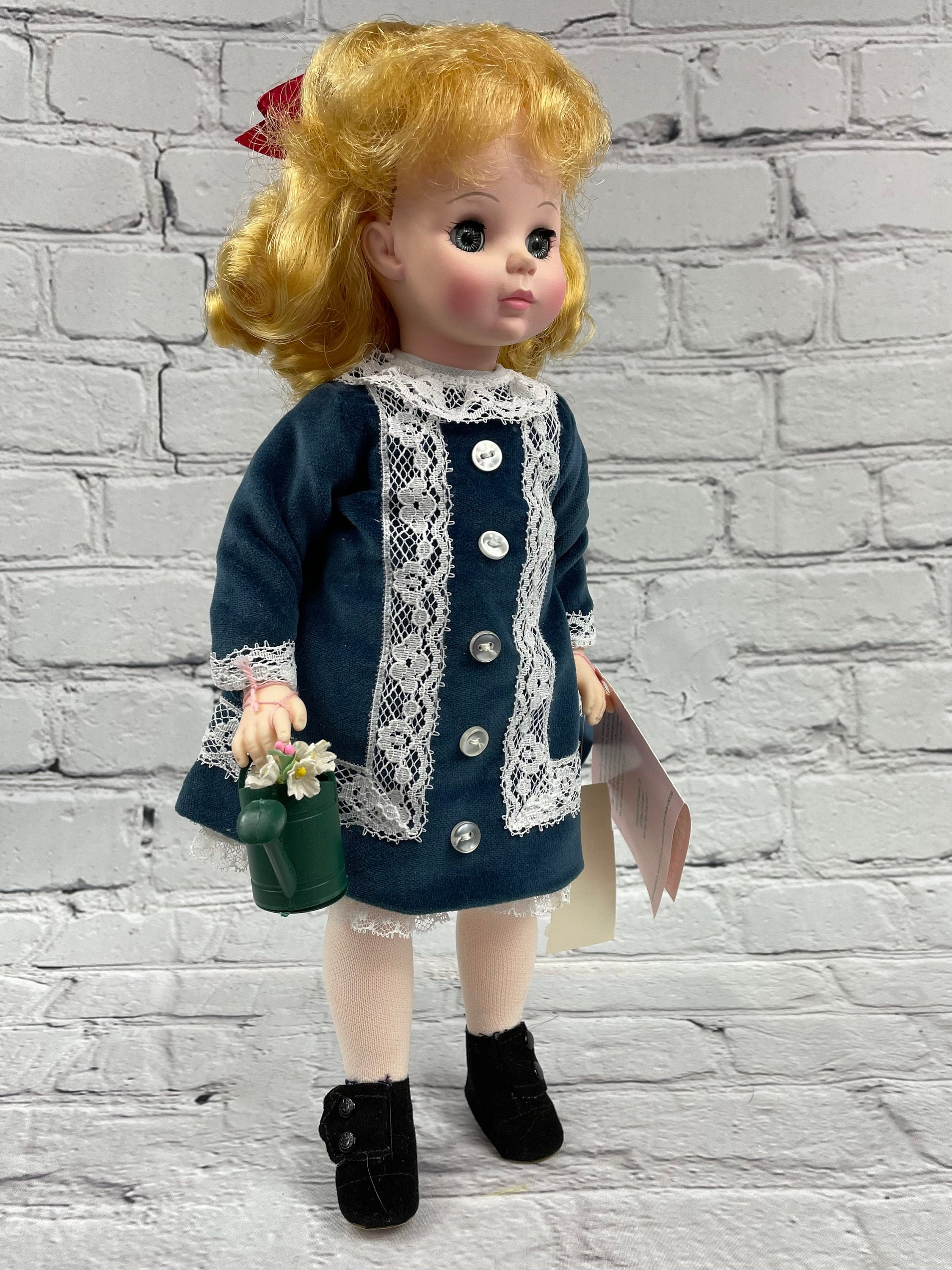 Madame alexander renoir doll on sale