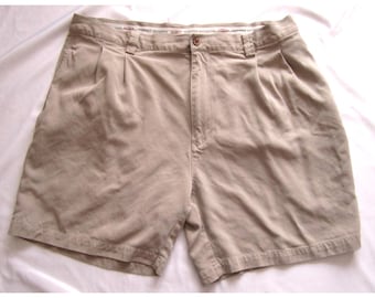 Vtg Tommy Bahama 100% Silk Causal Shorts Sz 40 (MP308)