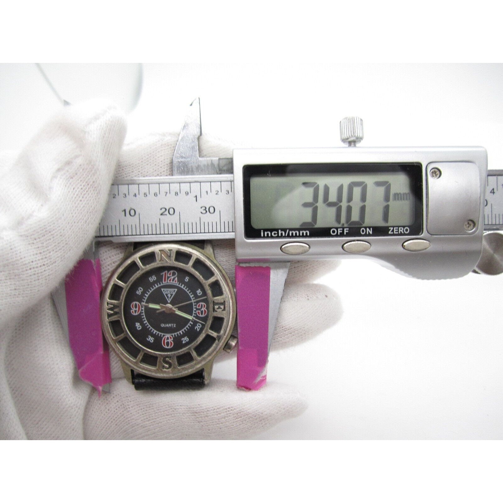 Vtg 1990 Women Guess Quartz WR Analog 34mm Dial Contemporary  display picture 1