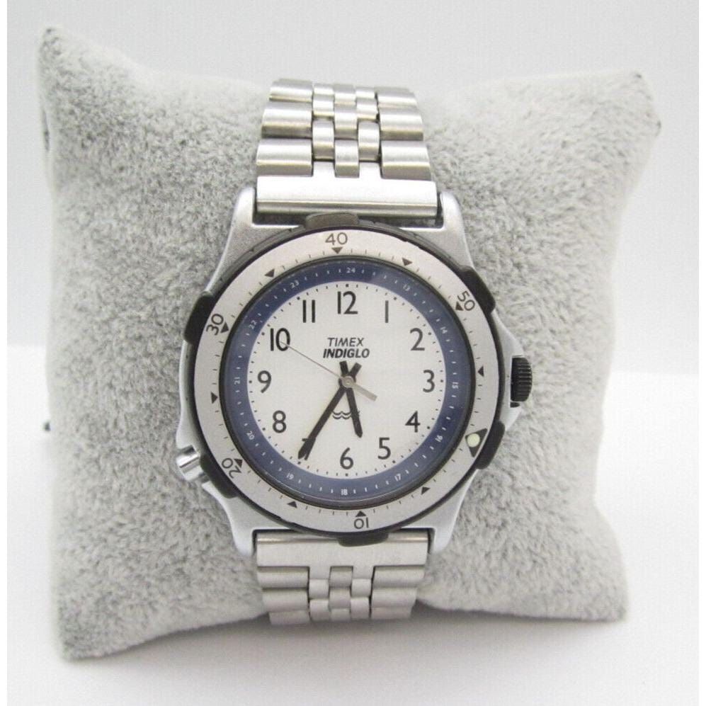 Vtg Timex Indiglo Quartz WR Analog 36mm Round Watch (H191  display picture 3