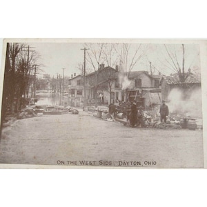 1913 Vtg On the West Side Great Flood Dayton Ohio OH Postcard (D667)
