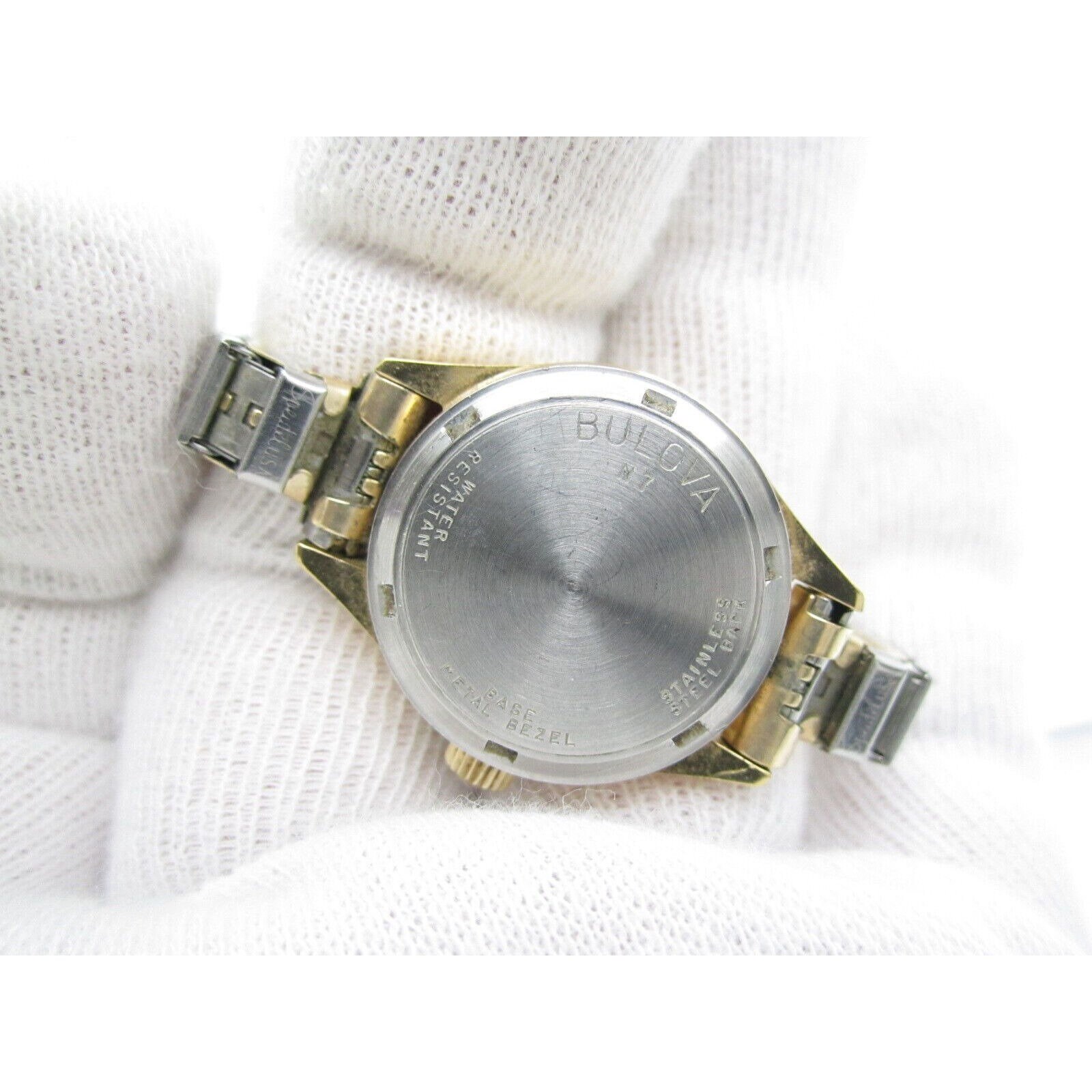 Women Bulova Hand Wind Mechanical Analog 24mm Dial Causal Round Watch (F855) Bulova Classic Gold-Tone Finish Watch - 97L155 main image 4