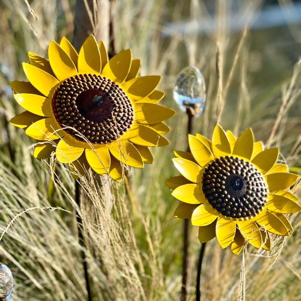 Set of 2 Sunflower Garden Sculptures