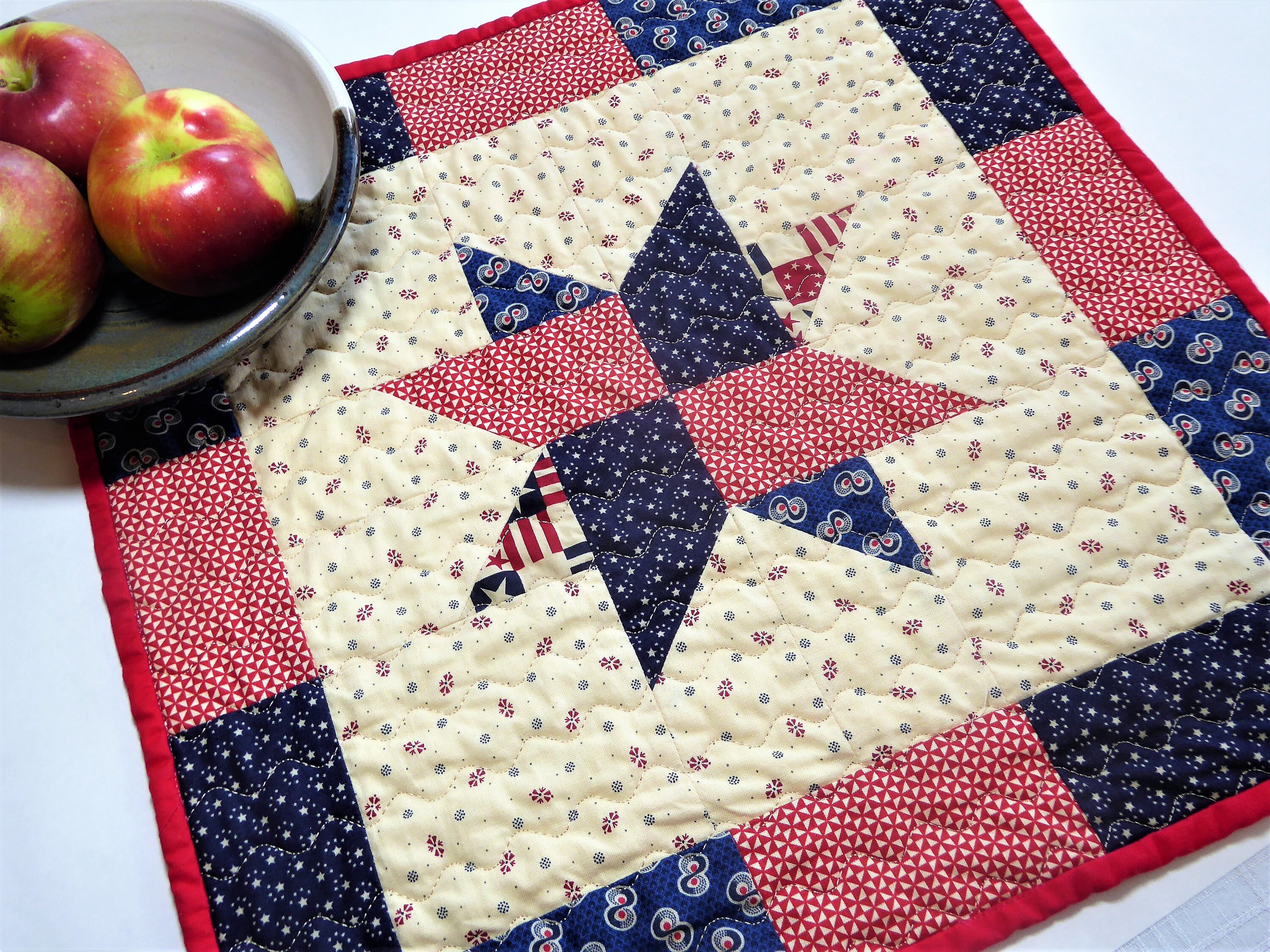 Patriotic Star Table Runner Quilt Pattern, Scraps or Strips (digital ...