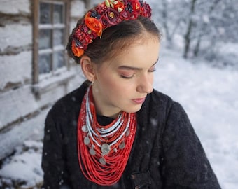 Ukrainische rote Blumenkrone von Vinok - Traditionelles Kopfstück