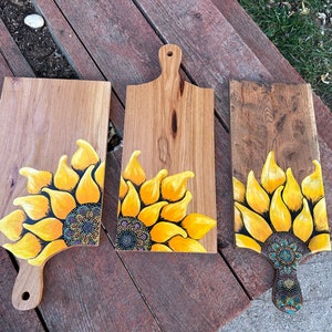 Sunflower kitchen wooden serving board, Sunflower painting on reclaimed wood, Barnwood Sunflower decor, Rustic sunflower painting,