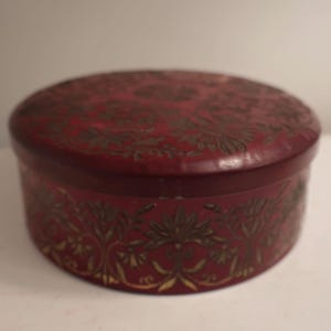 Vintage Tea Tin tea storage container retro kitchen storage red gold Victorian  decor castlecore moody decor MCM farmhouse feminine organize
