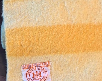 HBC striped butter yellow  100% Authentic Hudson's Bay vintage wool blanket Vintage baby blanket Hudson Bay HBC throw Canada Canadiana cabin