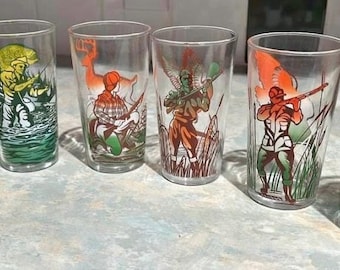 Vintage tumblers cabin cottage Hunting and Fishing glassware/ Hunting in action / Vintage tumblers / set of 6