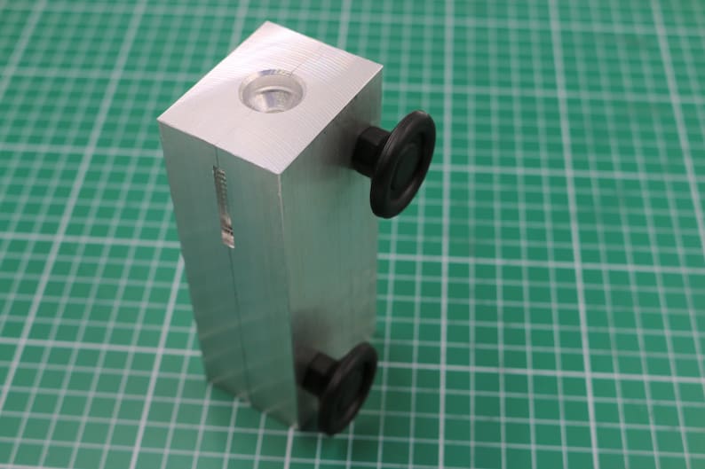 Moule en aluminium pour leurre de pêche usiné CNC, services d