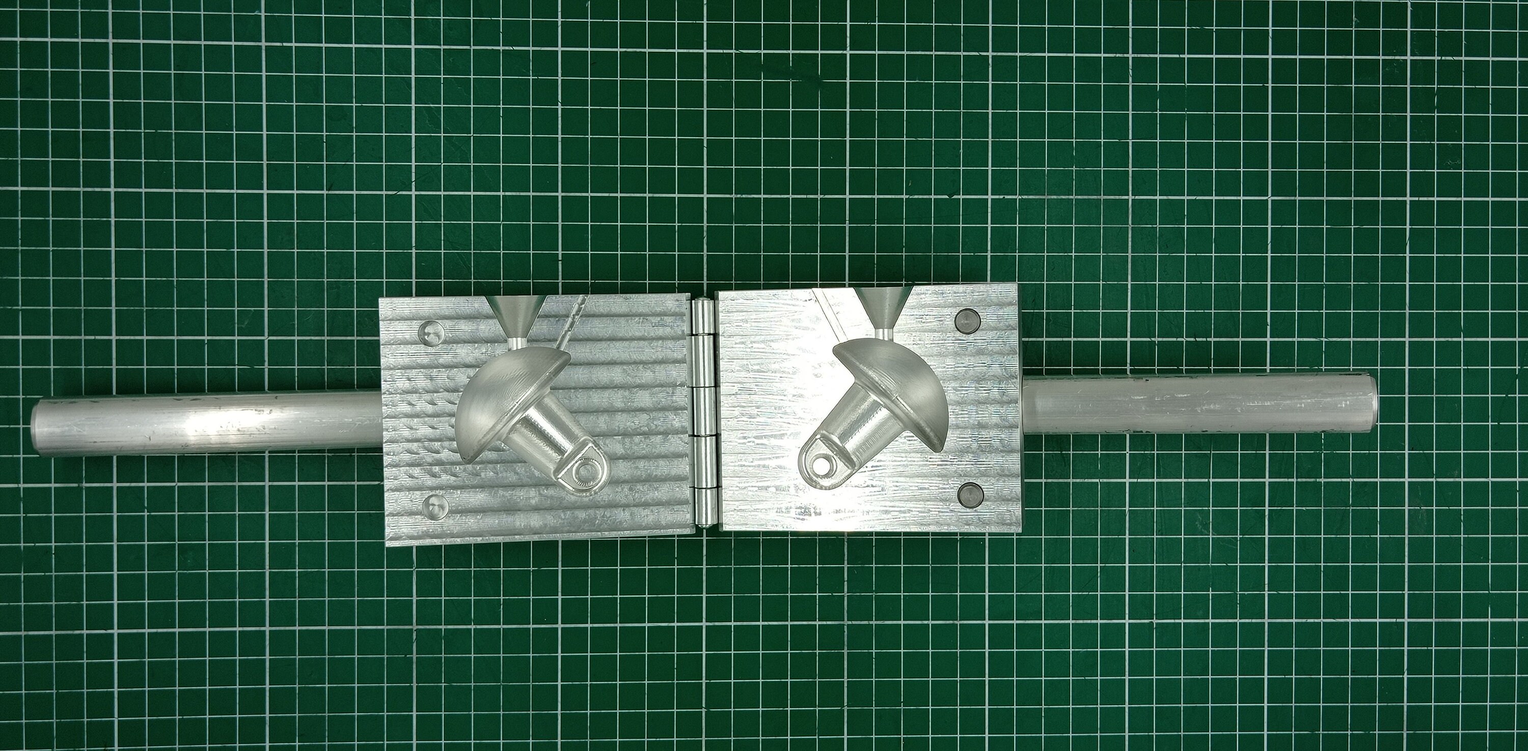 CNC Machined Aluminum Molds for 16oz and 12oz Decoy Anchor Mushroom