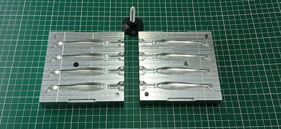 CNC Machined 4 Cavity Aluminum Mold for 90mm Minnow Lure Production, CNC  Machining Services 