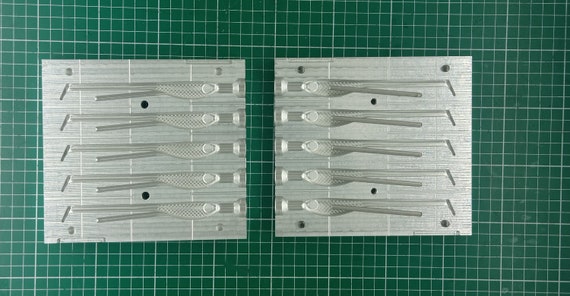 5 Cavity 5 Twitching Shad Lure Aluminum CNC Machined Mold With Rods for  Rattle, CNC Machining Services 