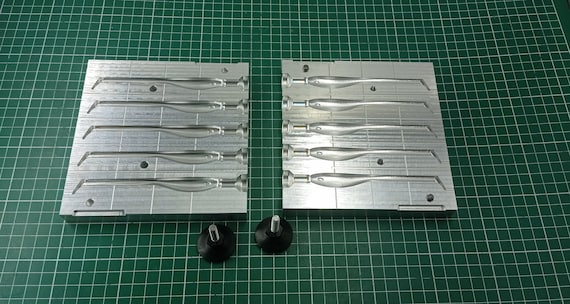Five Cavity CNC Machined Aluminum Mold for 4.5 Twitching Shad Lure