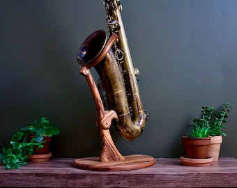 Saxophone Stand in Solid Wood
