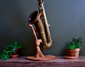 Saxophone Stand in Solid Wood