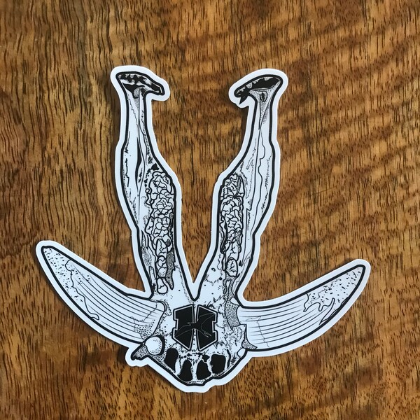 Mauka Pua'a Tusk 5.5'' Sticker