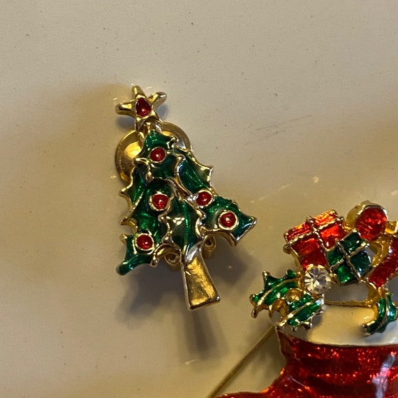 Vintage Christmas Jewelry Lot - image 2