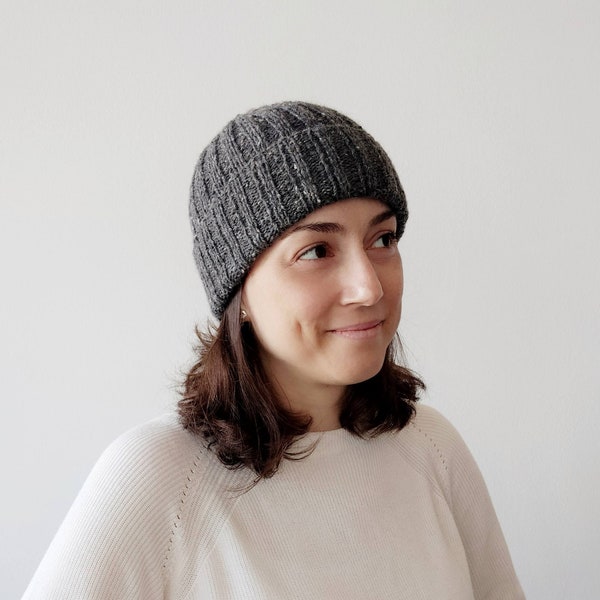 Gorro gris tweed tejido a mano en lana merino y alpaca, gorro tamaño adulto pequeño a mediano, regalo accesorio invierno