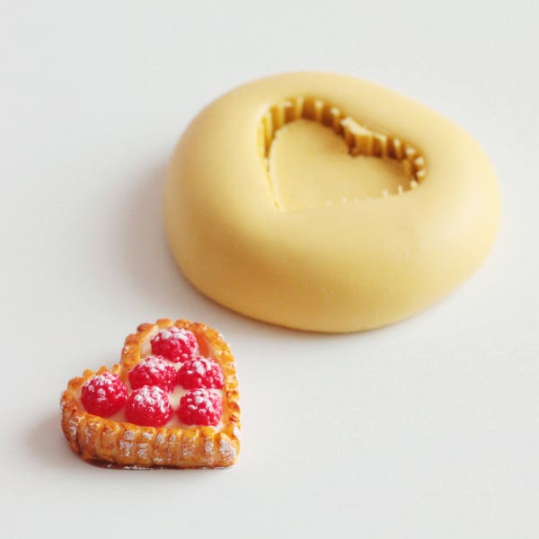 Moule silicone tartelette coeur, tarte réaliste 1,5cm (base). Fimo Saint Valentin, résine, airclay, miniature, bijou, collier, bague