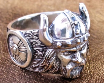 Anel Thor | Anel de Prata Viking | Runas Vikings | Anel de capacete Viking | Joias Vikings | Joias Nórdicas | Anel Viking | Anel Nórdico | Escandinávia