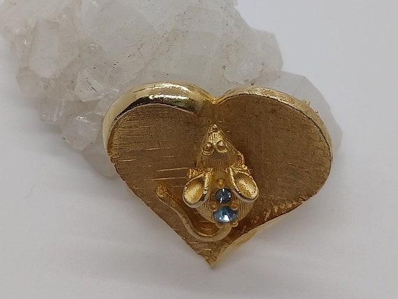 Vintage Gold Tone Heart Brooch with 3D Mouse and … - image 2