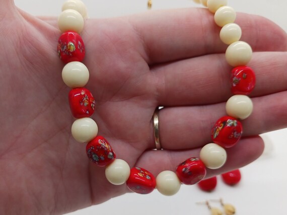 Vintage Necklace and Earrings Set: Cream and Red … - image 10