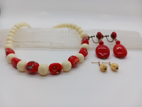 Vintage Necklace and Earrings Set: Cream and Red … - image 3