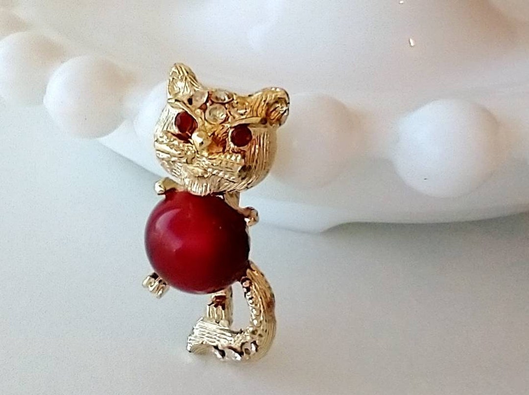 Vintage Kitty Cat Brooch With Red Belly & Rhinestone Eyes- Quirky ...
