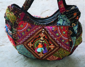 Hippie hobo tas, boho schoudertas, handgemaakte patchwork tas, bucket bag, festivaltas, kleurrijke damestas, zigeuner, etnisch