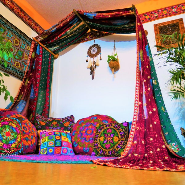 Dosel de cama Boho - dosel saree con soporte de pared tallado a mano - rincón de meditación - cortina de cama saree hippie - Dormitorio India