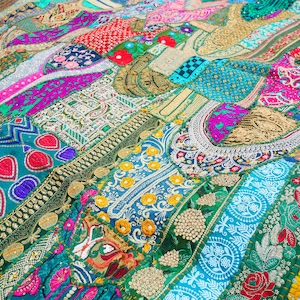 Patchwork Quilt - Bohemian Bedding "Hippie Soul" | Indian handmade vintage saree bedspread | Boho Tapestry large - colorful hippie decor