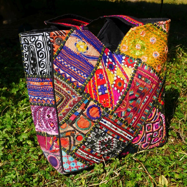 Sac hobo hippie, sac bandoulière bohème, sac patchwork fait main, sac seau, sac festival, sac femme coloré, hippie ethno chic