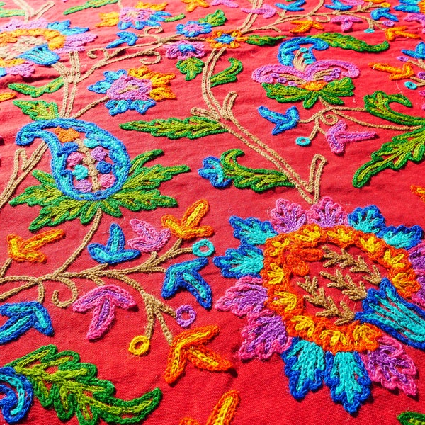 Couverture brodée indienne, couvre-lit Kashmiri Crewell, brodé à la main, motif floral, boho, ethno, coloré, lit double, couverture indienne