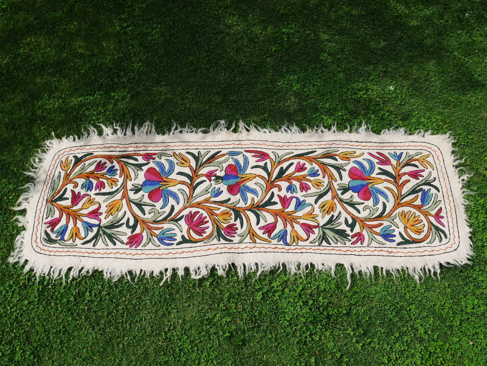 Indian Runner Rug - Yoga Rug - Long Felt Rug Mat | Kashmiri