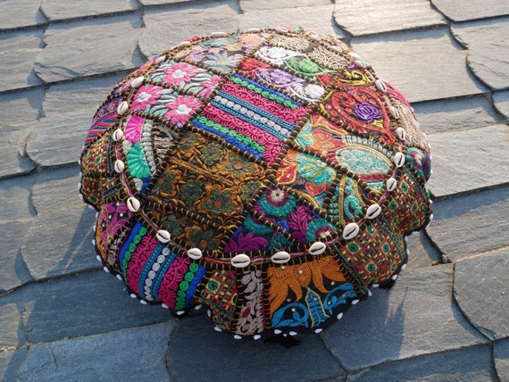 Black round cushion sales